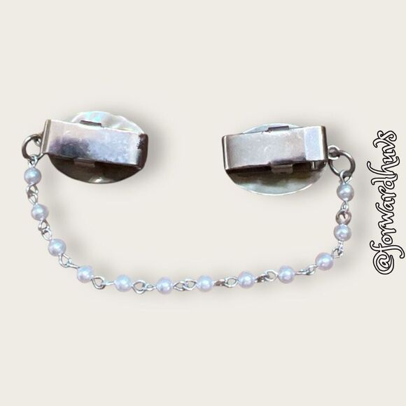 Vintage Abalone Sweater Clip with Faux Pearl Beaded Chain - Picture 3 of 7